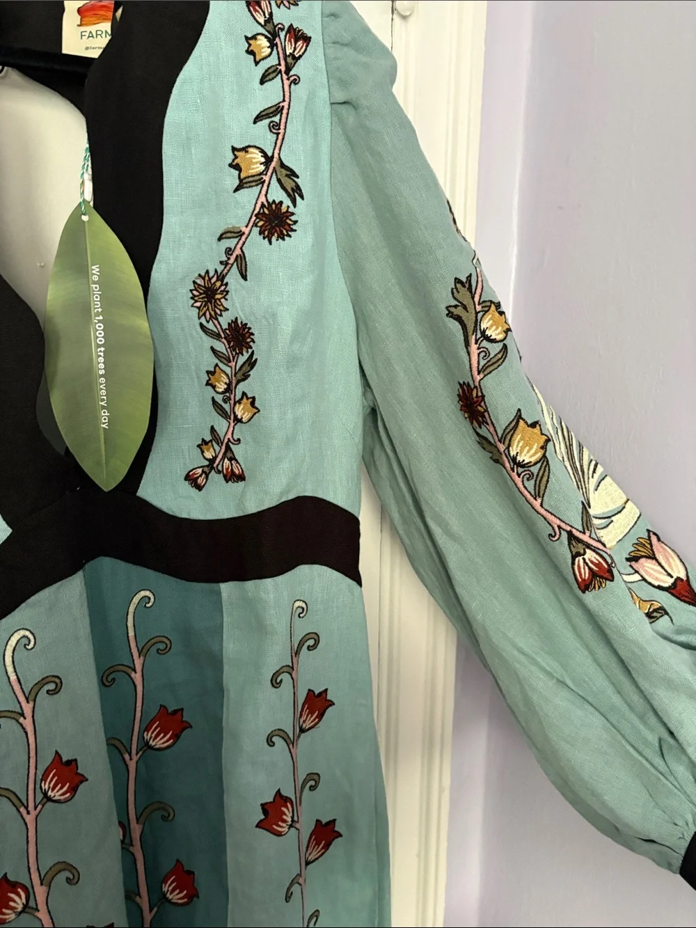 FARM RIO DRESS Women’s Light Teal Embroidered Midi Dress with Black Trim - Picture 3 of 9